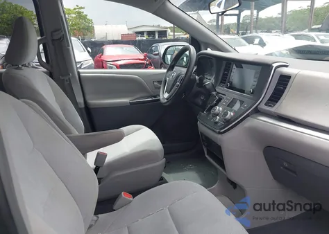 2019 Toyota Sienna L 7 Passenger из США, поврежденный, VIN 5TDZZ3DC2KS005851